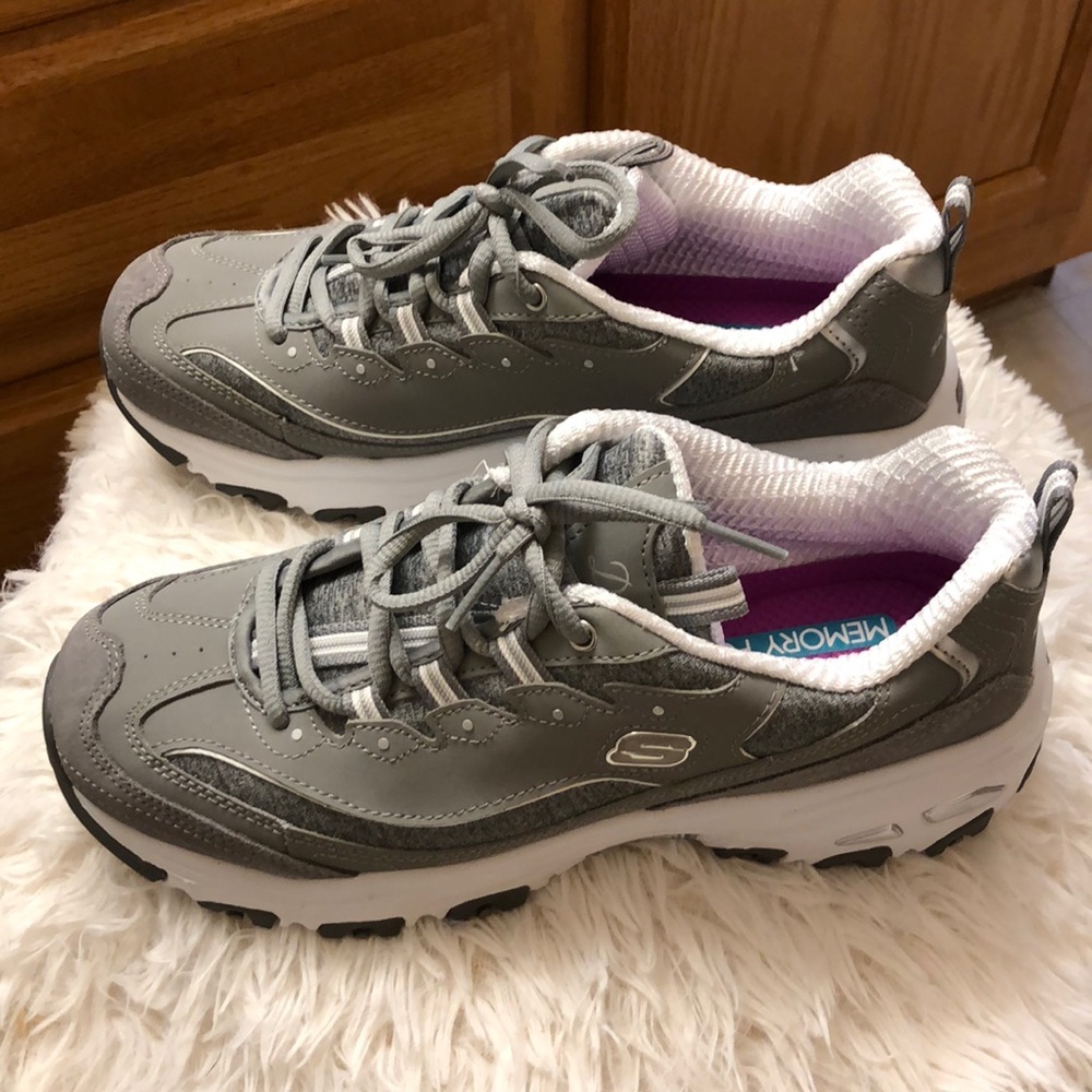 Brand New, Skechers Air-Cooled Memory Foam